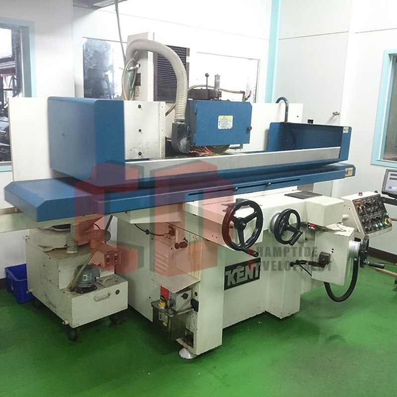 Tri-axial automatic grinder machine